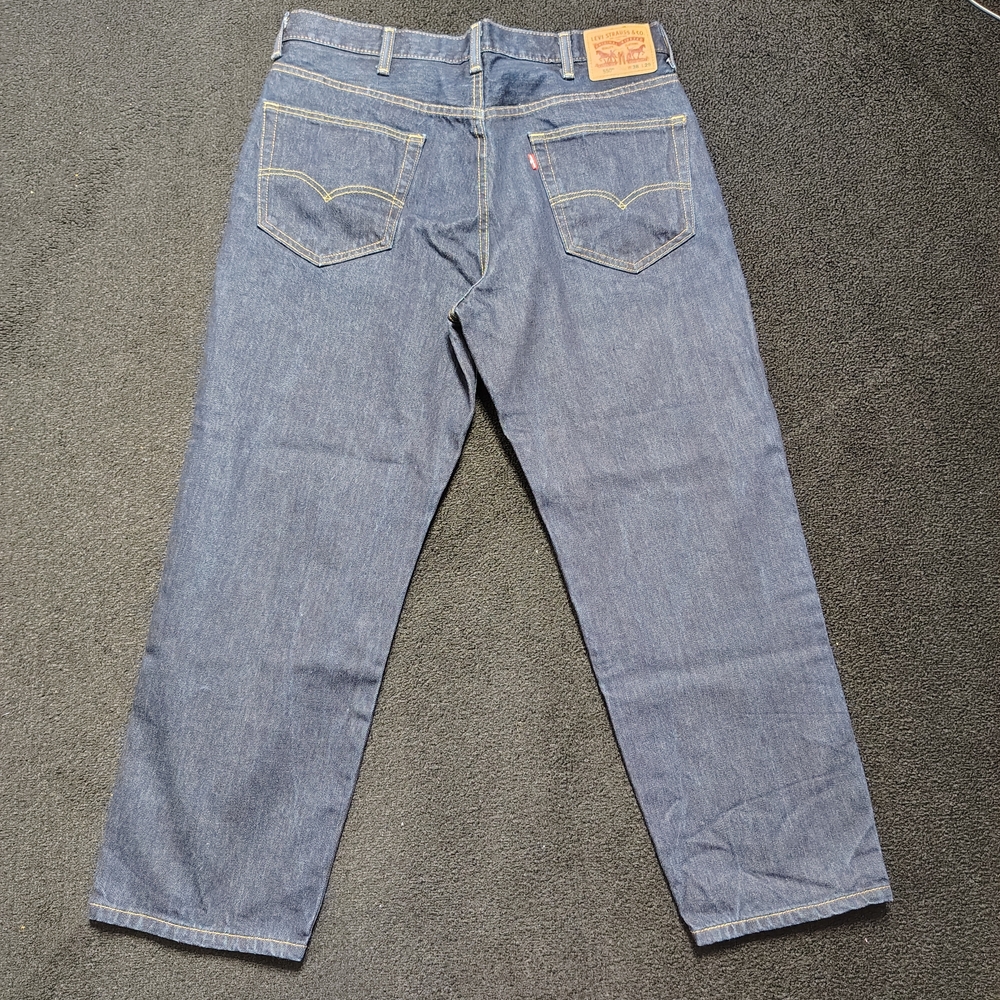 Levi's 550 Relaxed Fit Dark Blue Denim Jeans Men's Size 38x29 - Picture 4 of 10